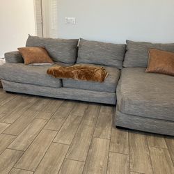 2 Piece Sectional Couch 