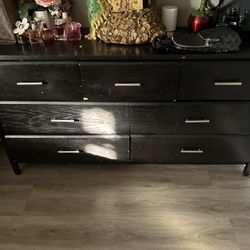Dresser And Two Night Stands