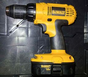 DeWalt 18V 1/2" Compact Cordless Drill w/ Battery