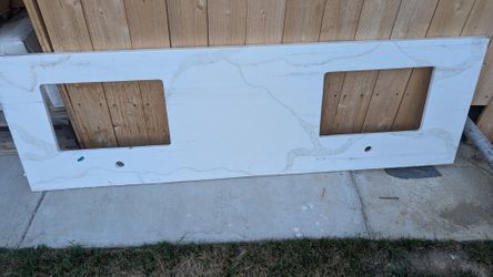 66" x 22.5 "Quartz Vanity Counter Top