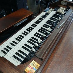 A-100 Hammond Organ