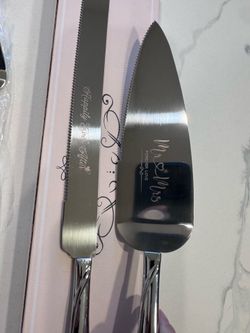 Mr. & Mrs. Wedding Cake Knife and Server Set