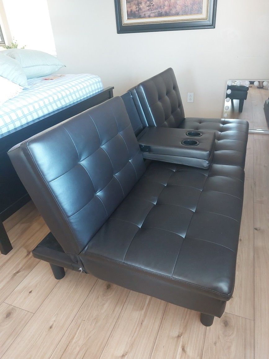 FUTON BED