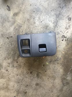 2014-2018 GMC Sierra Silverado ashtray