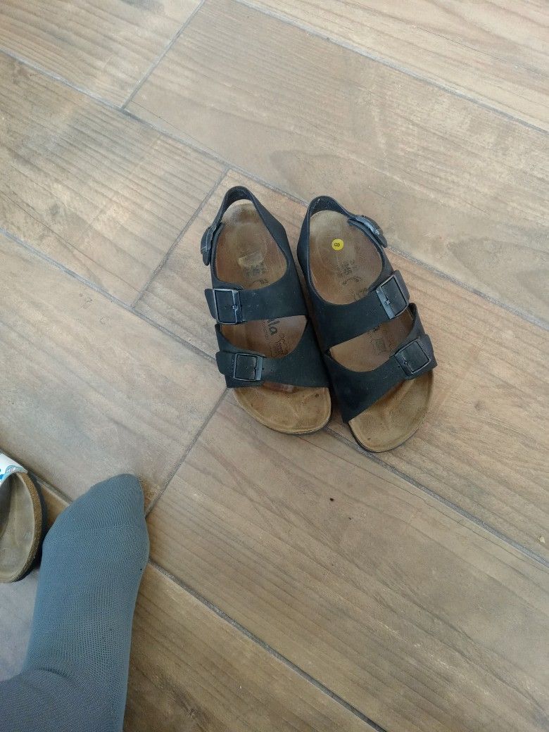 Betula By Birkenstocks Sz7.5