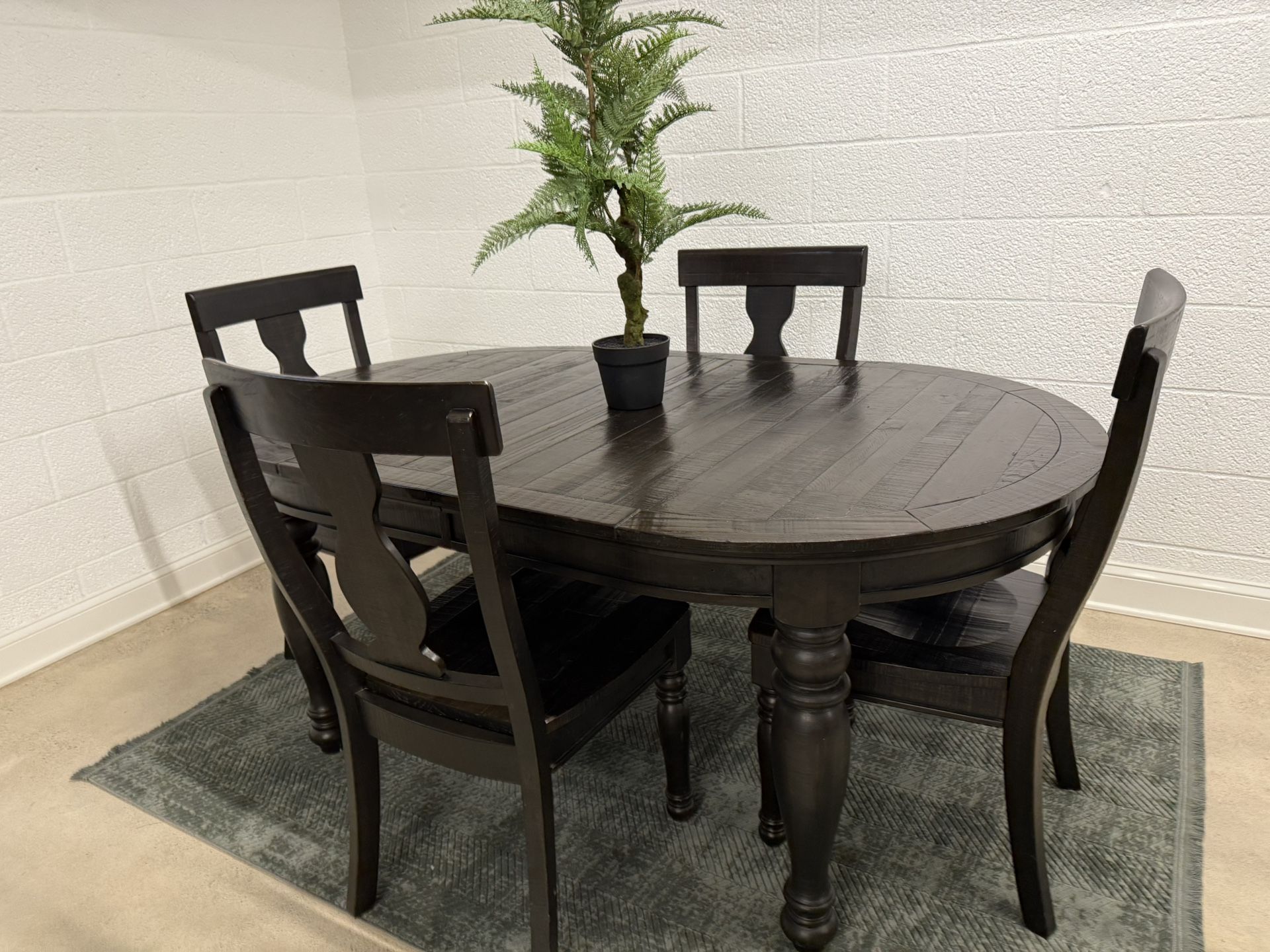 Dining Table Set