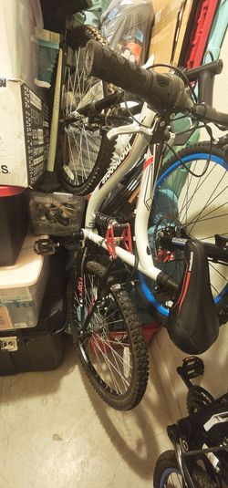 Mongoose bike for sell - $50