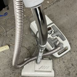 Kenmore Strong Vacuum Missing The Top