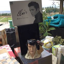 Elvis Presley ~ Royal Doulton Mug!