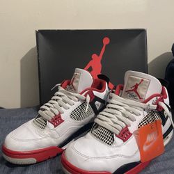 Nike Air Jordan 4 Retro (fire Red)
