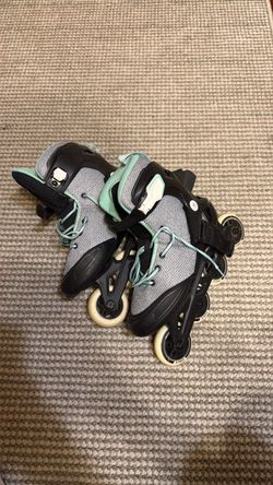 Roller blades