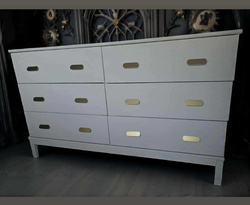White Solid Wood Dresser