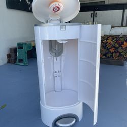 Munchkin Diaper Pail - Diaper Genie 