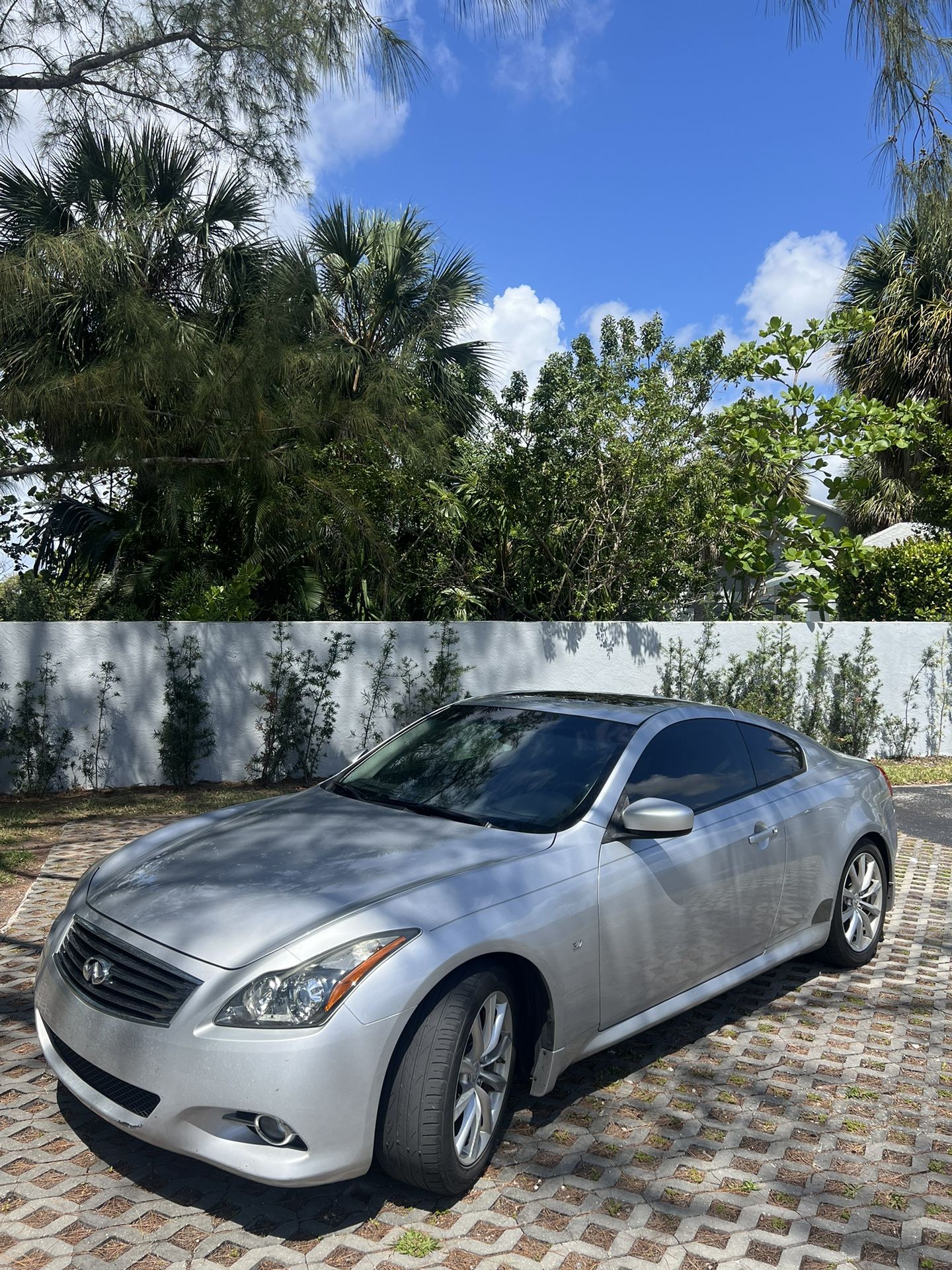 2014 Infiniti Q60 Coupe