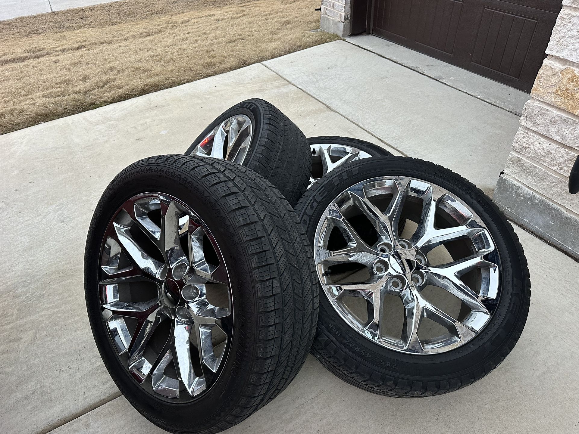 Chrome Rims And Tires For Sale for Sale in Forney, TX - OfferUp