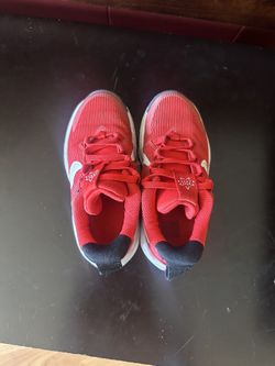 Kids Nike Shoes Size 11C