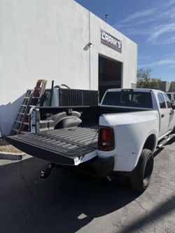 Truck Spray-In Bed liner Service