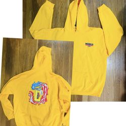 Official Medalla Light Beer Hoodie Jacket Rare yellow Cerveza Puerto Rico XXL