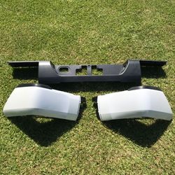 2014 - 2021 Toyota Tundra Rear Bumper Corners