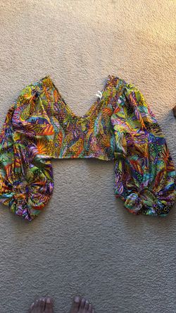 Colorful Tropical Print Smocked Crop Top