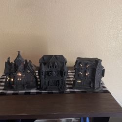 Spooky Houses 