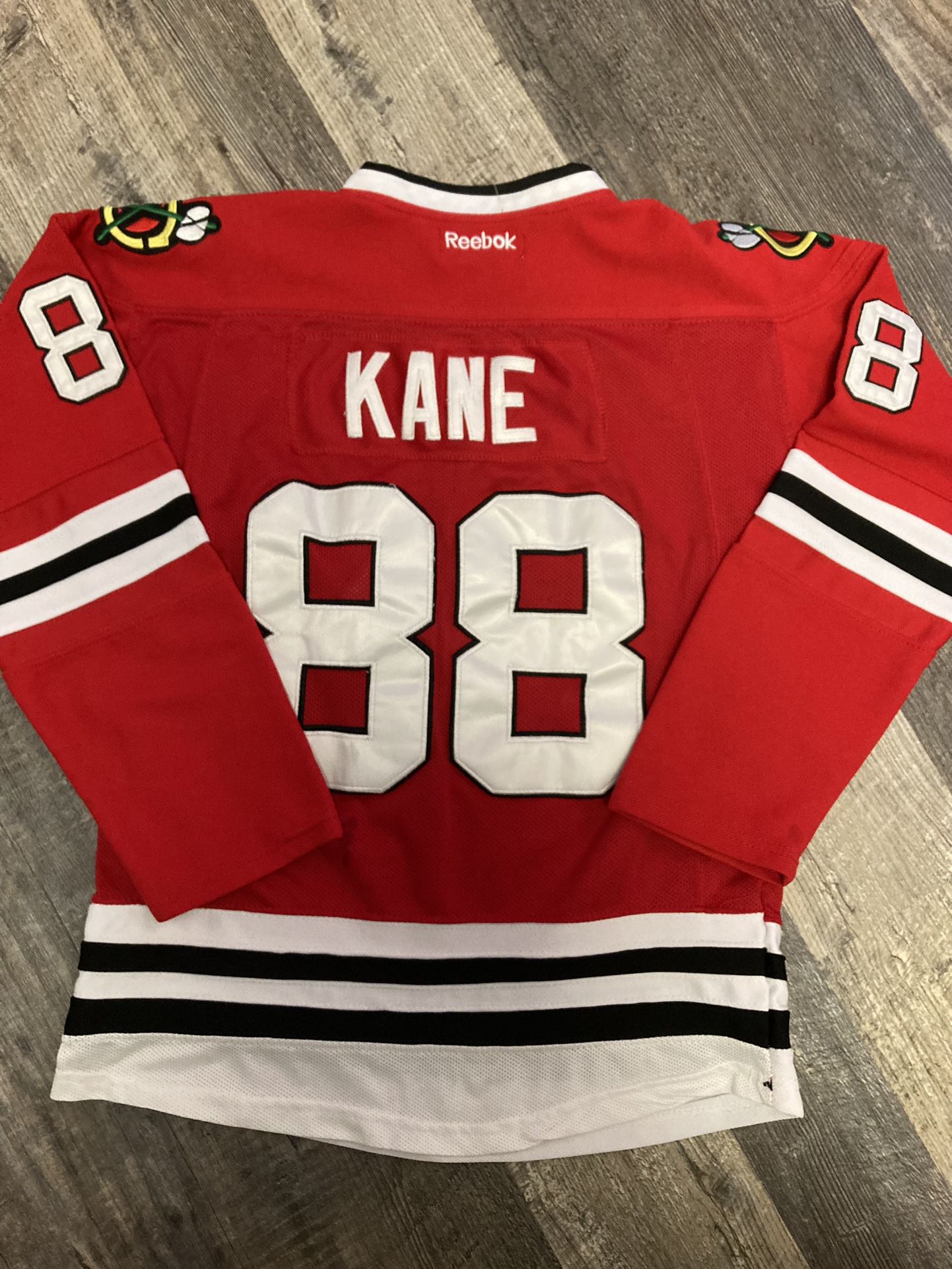 Patrick, Kane Chicago, Blackhawks jersey size medium for Sale in West  Babylon, NY - OfferUp