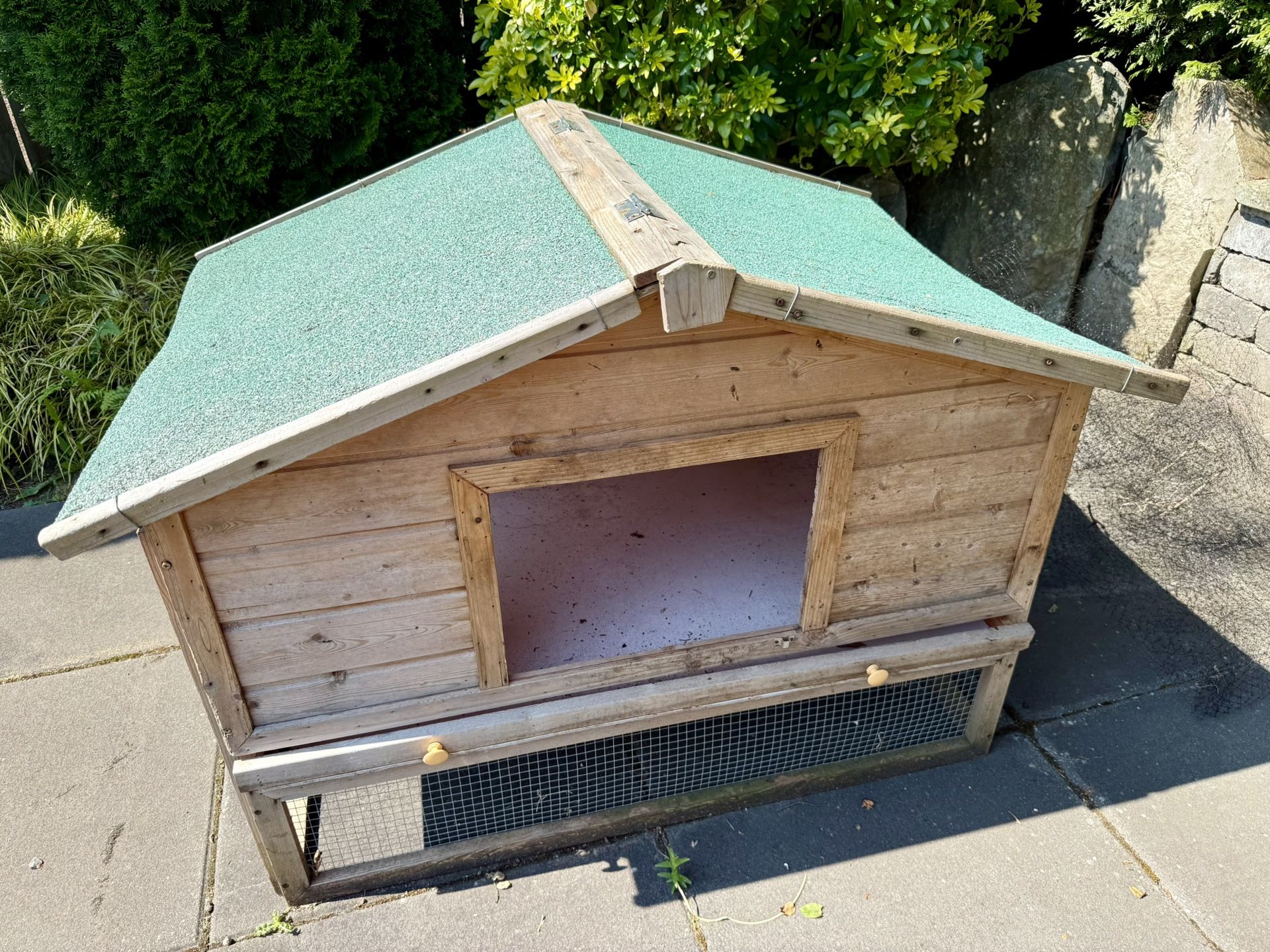 Free Chicken Coop