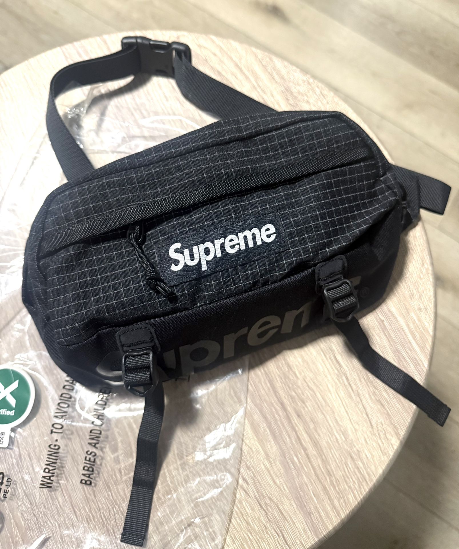 Supreme Waist Bag / Reflective