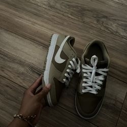 Low Dunks 
