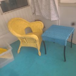Set Of Oudoor Table And Chair 