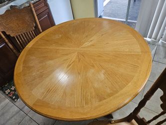 Dining room table and five chairs