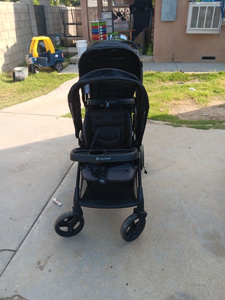 BABY TREN DOUBLE STROLLER UES ONE TIME