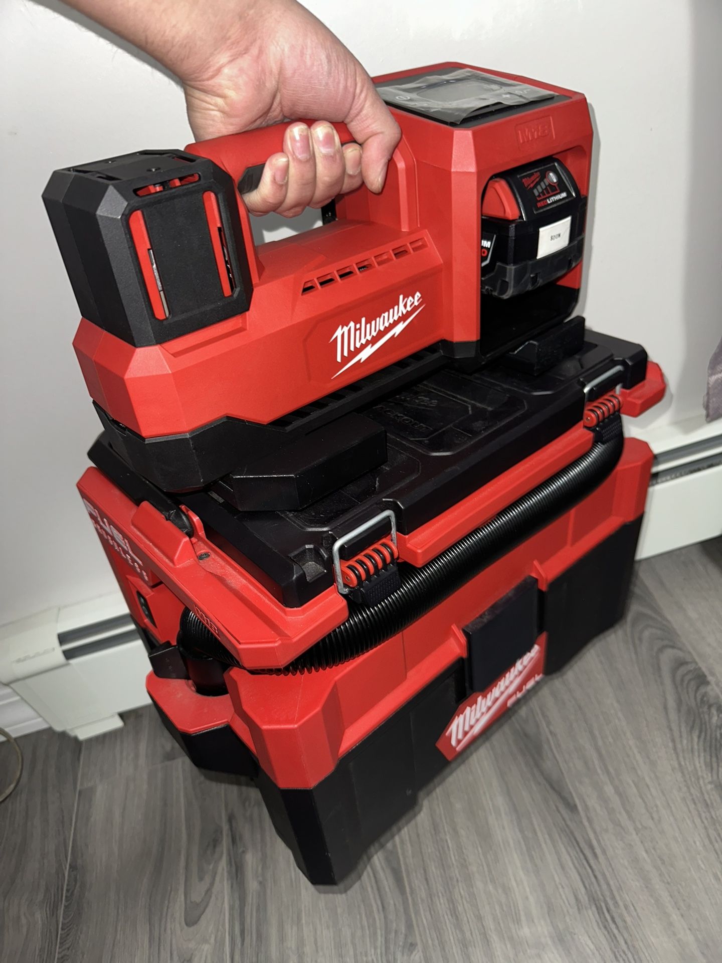 “Milwaukee M18 Inflator” 3D Print Bottom Pack-Out Mount