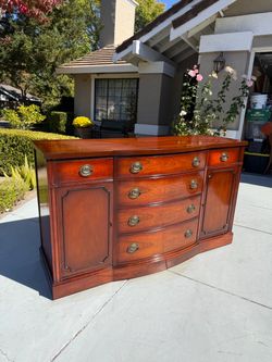 Vintage 1940’s Drexel Mahogany Sideboard
