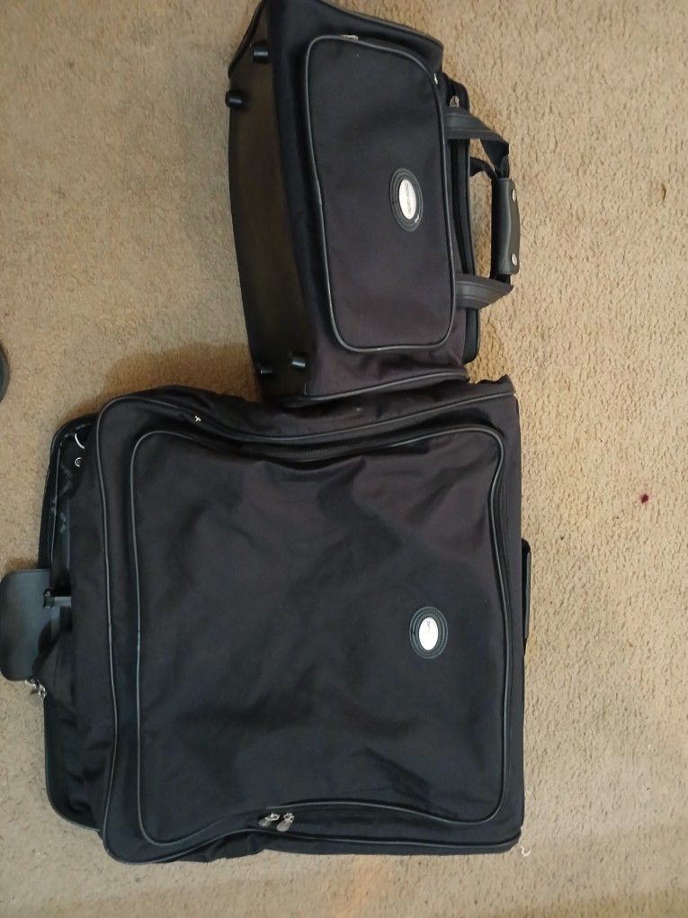 Pierre Cardin Travel Garment Bag And Carry On Shoulder Bag