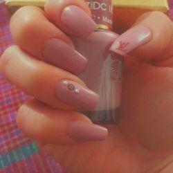 Press On nails