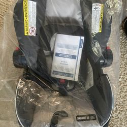 Graco Infant Car seat 