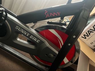 Sunny cycle stationary bike used but new