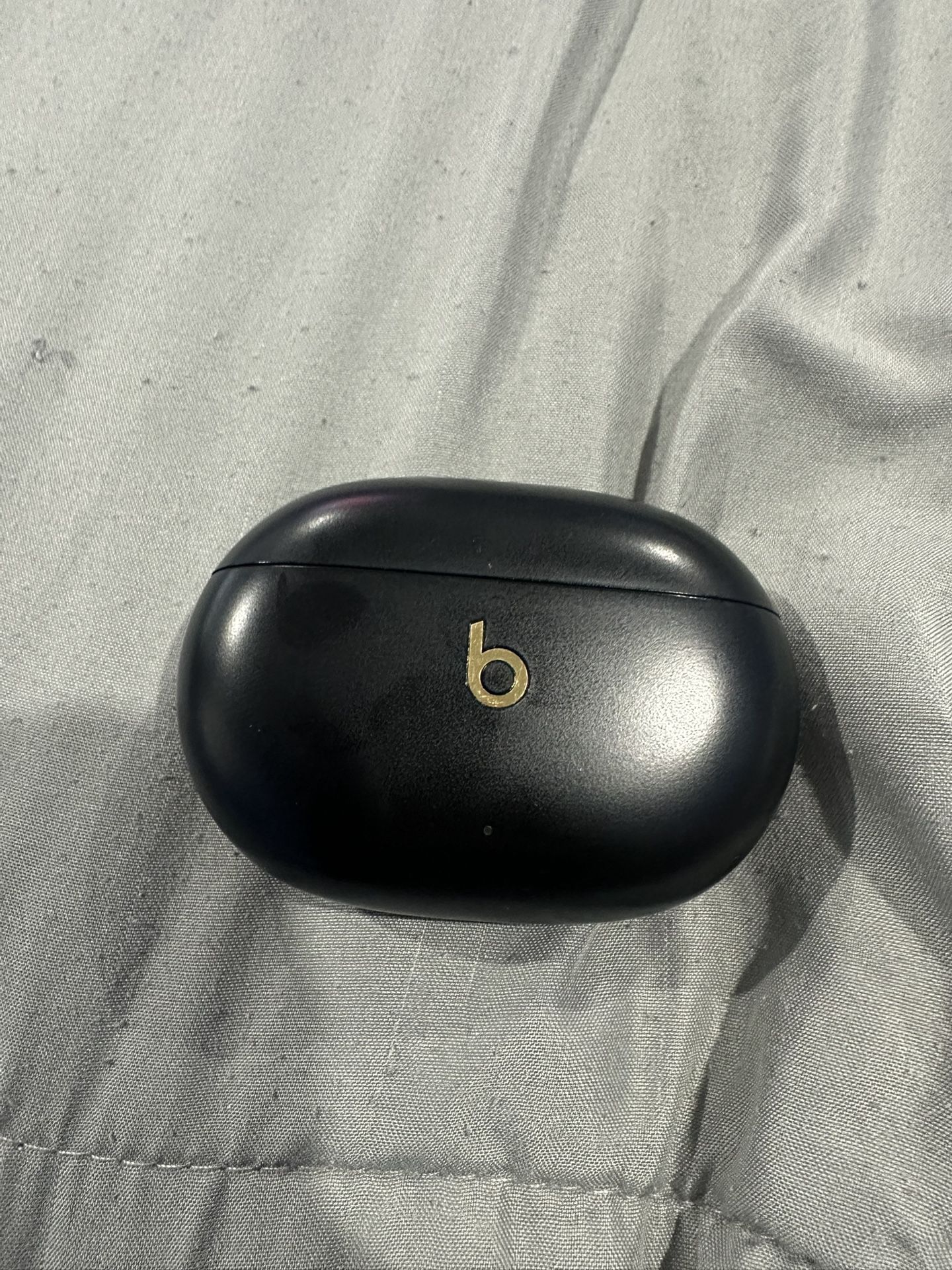 Beats Studio Buds