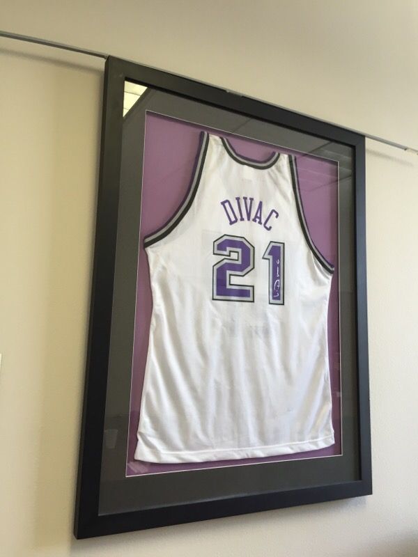 Sacramento Kings Basketball NBA Jersey Framed Vlade Divac