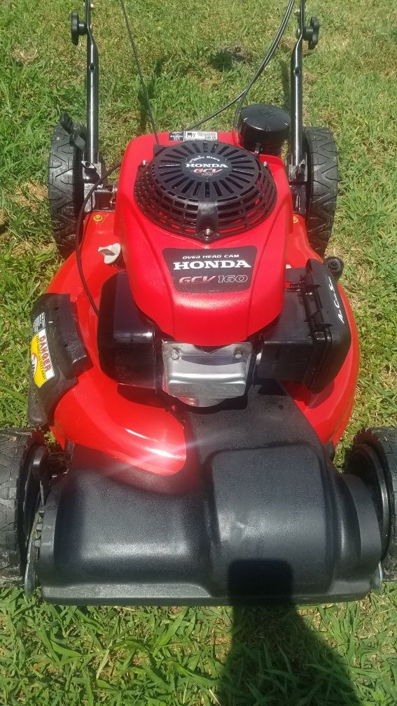 Honda gcv160 black max lawn online mower