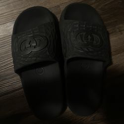 Gucci slides