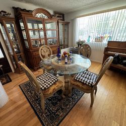 Round Glass Kitchen Table 