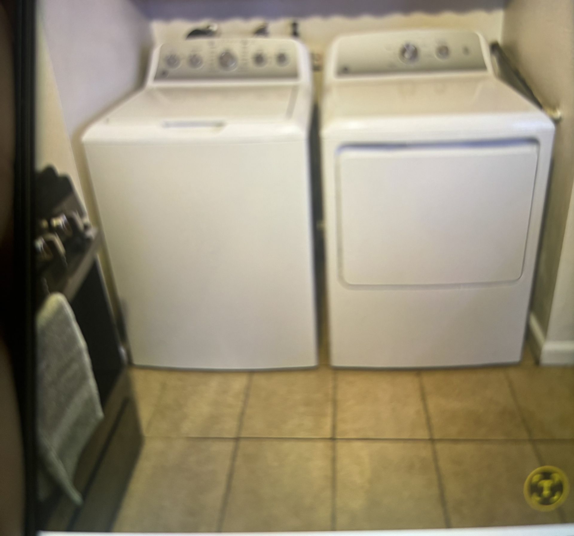 Washer and dryer set