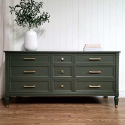 NEWLY REFINISHED VINTAGE NINE DRAWER DRESSER