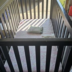 Baby Crib 