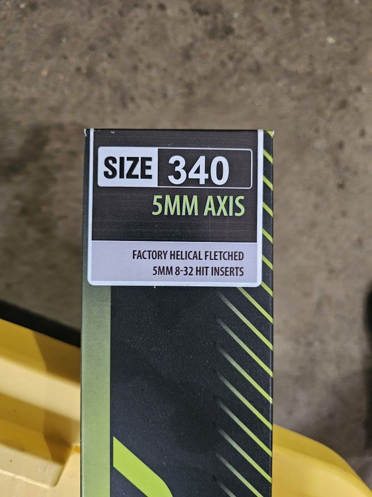 Easton Axis 5mm Arrows NEW