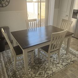 Farm Kitchen Table (white)