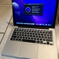 MacBook Pro A1502