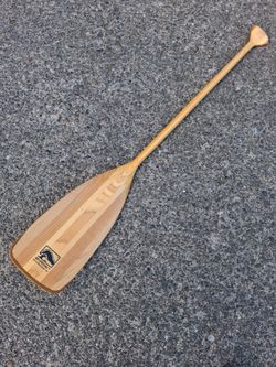 Bending Branches BB Special Bent Canoe Paddle 50in  Almost New Condition. Pick up fremont sea. No low ball offers please. No trades.